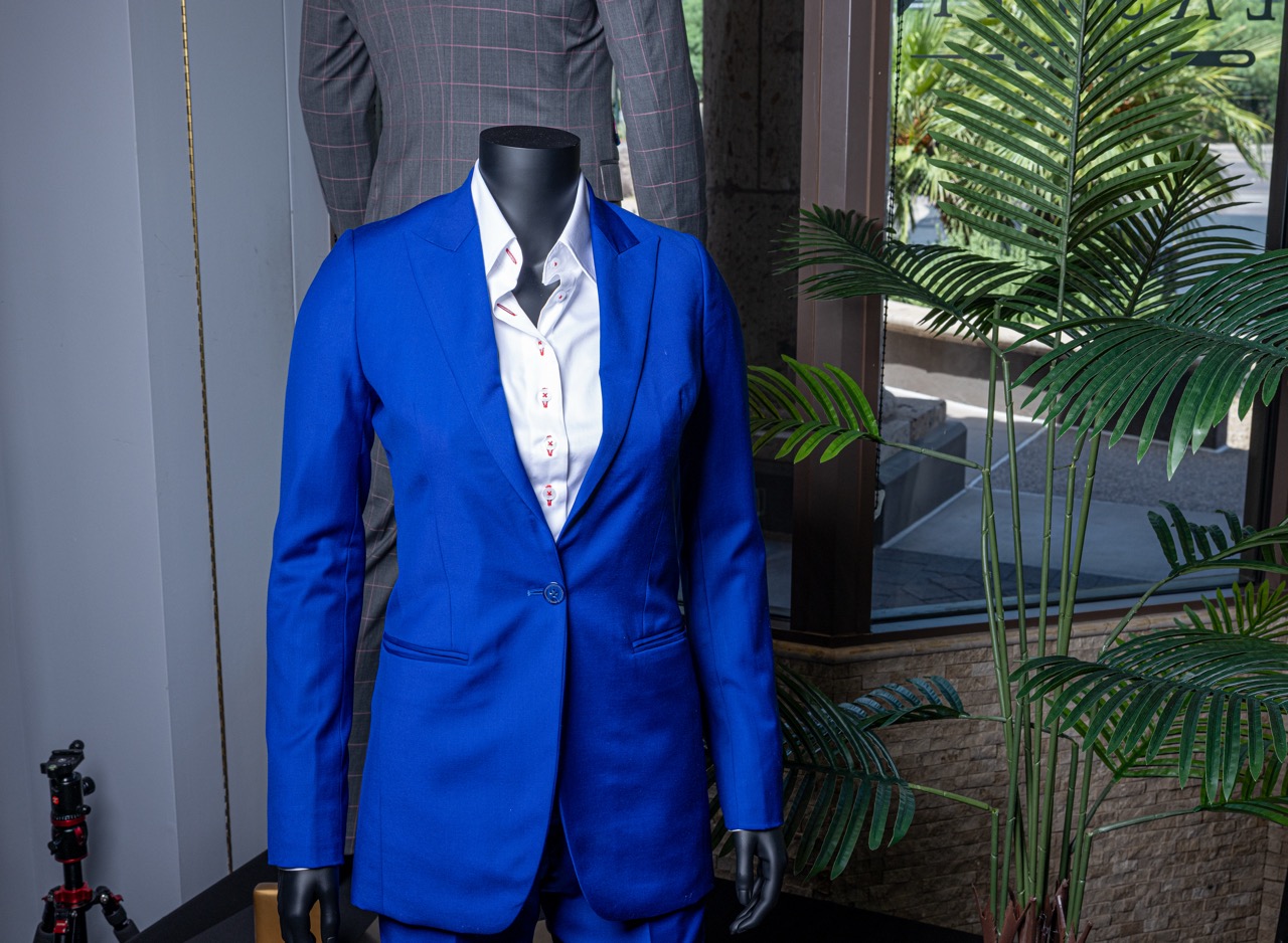 Navy Perennial Tailored Fit Havana Suit
